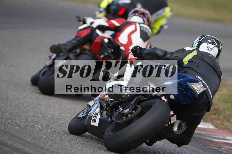 Archiv-2023/71 18.09.2023 Yamaha Fun Day ADR/Sportfahrer/backside